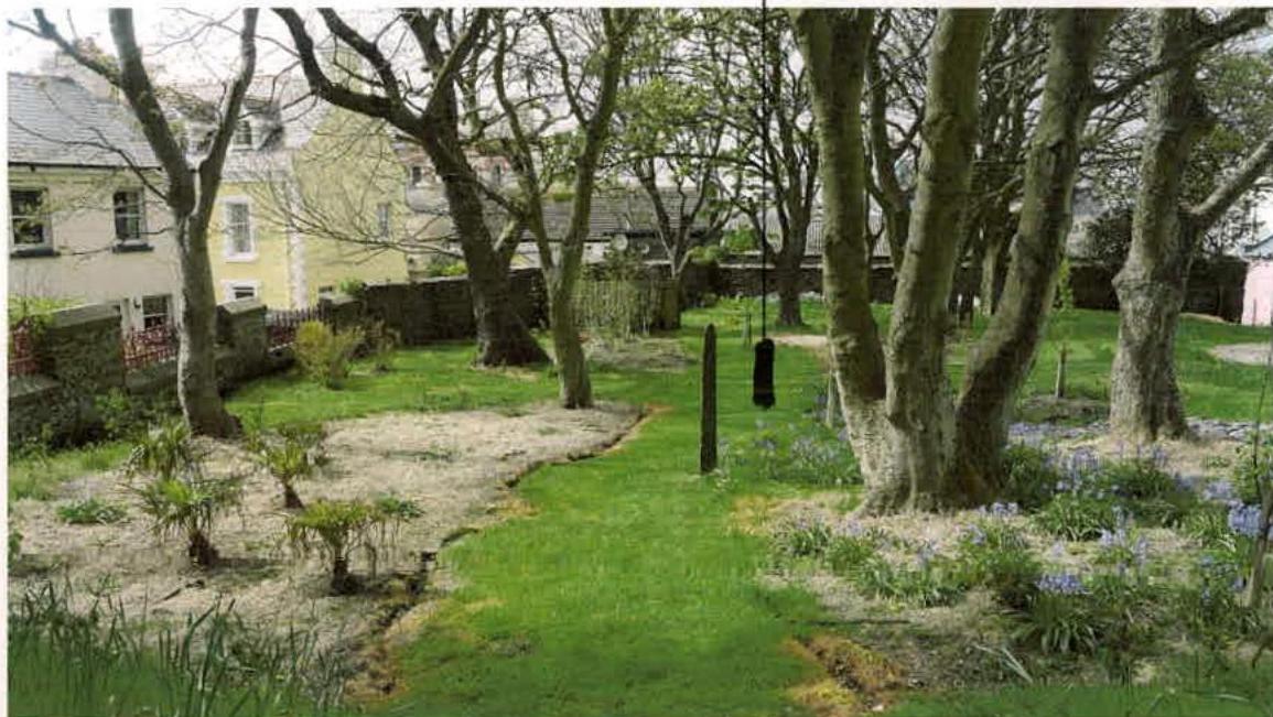 photograph from page 4