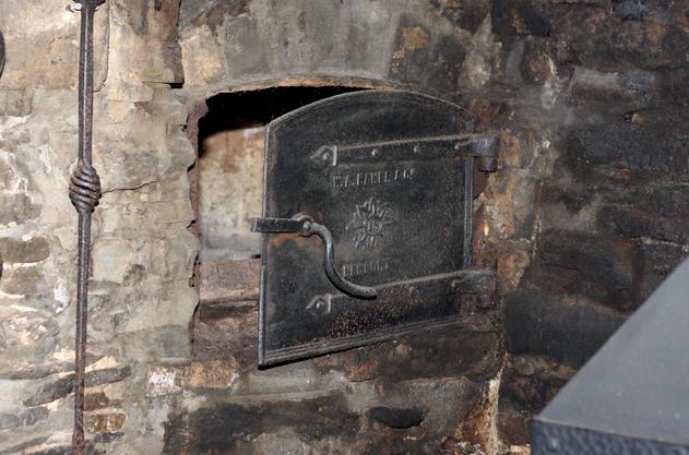 photograph from page 14