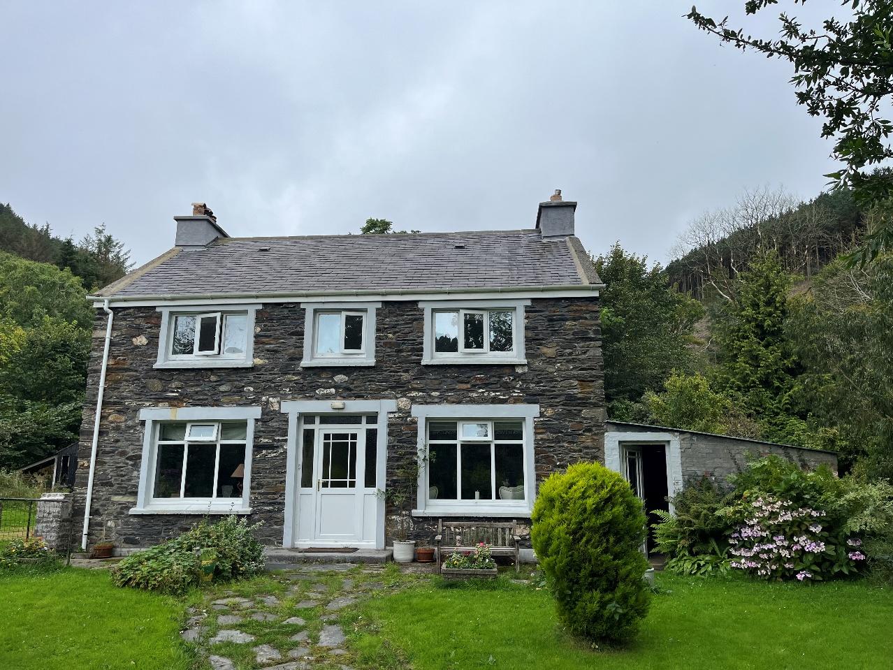 photograph from page 1