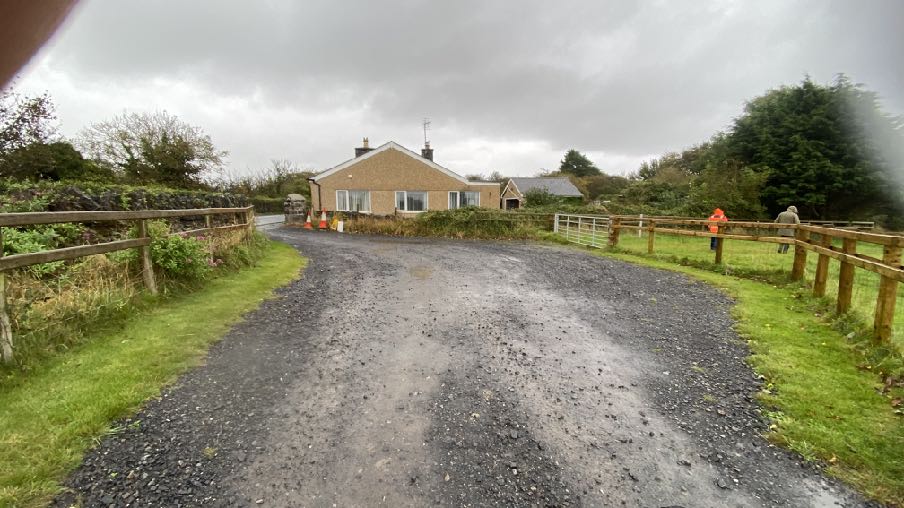 photograph from page 4