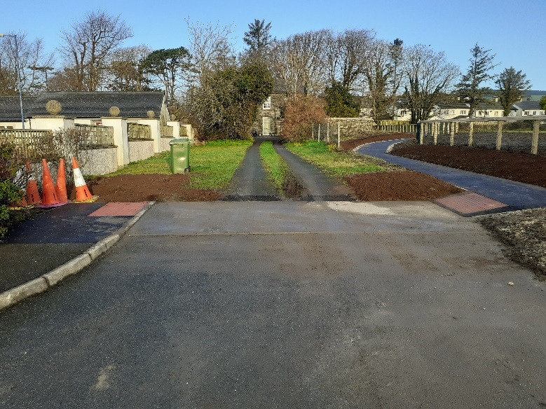 photograph from page 3