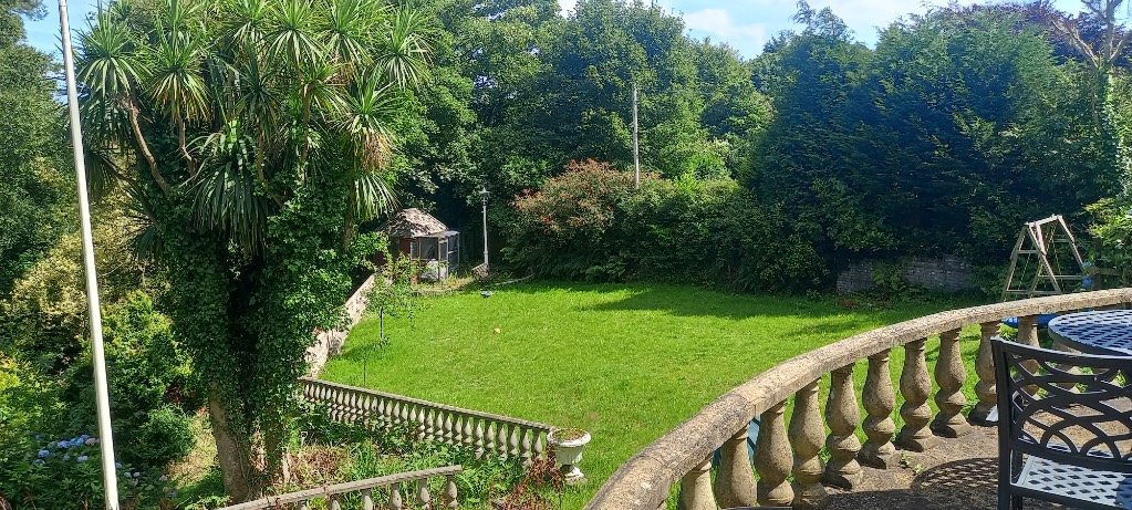 photograph from page 9